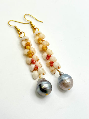 DELUXE NIIHAU SHELL HELECONIA + BAROQUE TAHITIAN PEARL (2.5”)