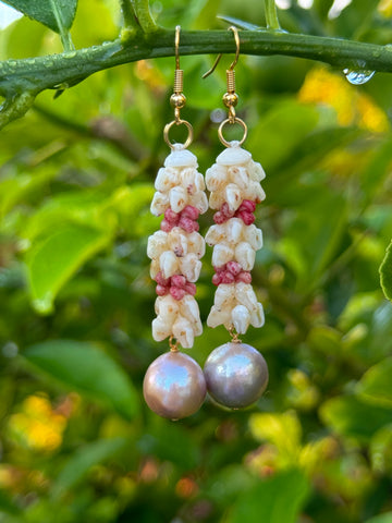 NIIHAU DOUBLE HELECONIA + EDISON PEARL EARRINGS (#410)