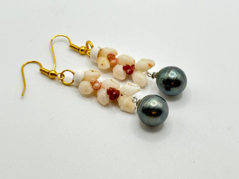 DELUXE NIIHAU SHELL HELECONIA STYLE + BAROQUE TAHITIAN PEARL (2”)